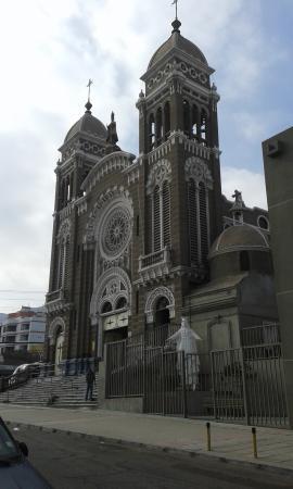 Basilica Corazon de Maria